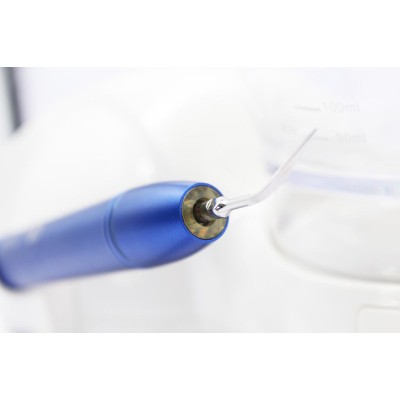 Ultrasonic Scaler LED with water bottles, scaling and Endo tips 